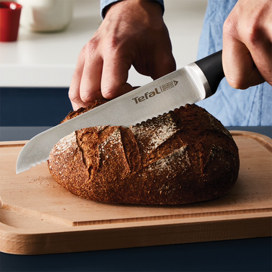 چاقو سایز 20 تفال tefal مخصوص برش نان مدل هلالی