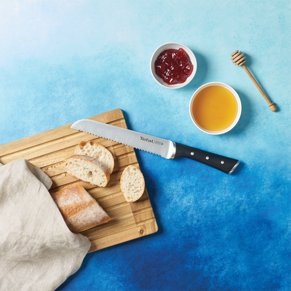 چاقو سایز 20 تفال tefal مخصوص برش نان مدل هلالی