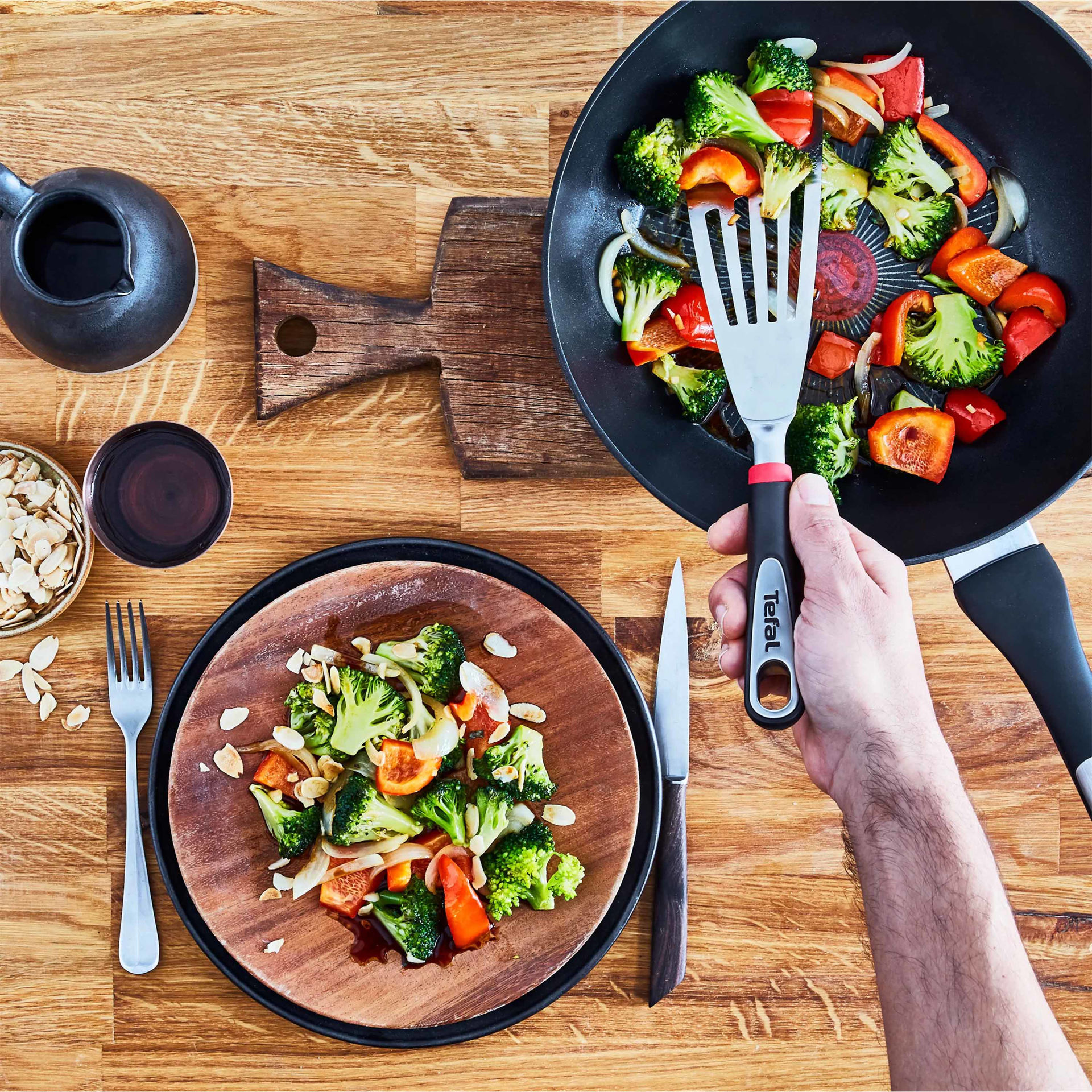 تابه وک سایز 28 تفال tefal مدل TITANIUM 